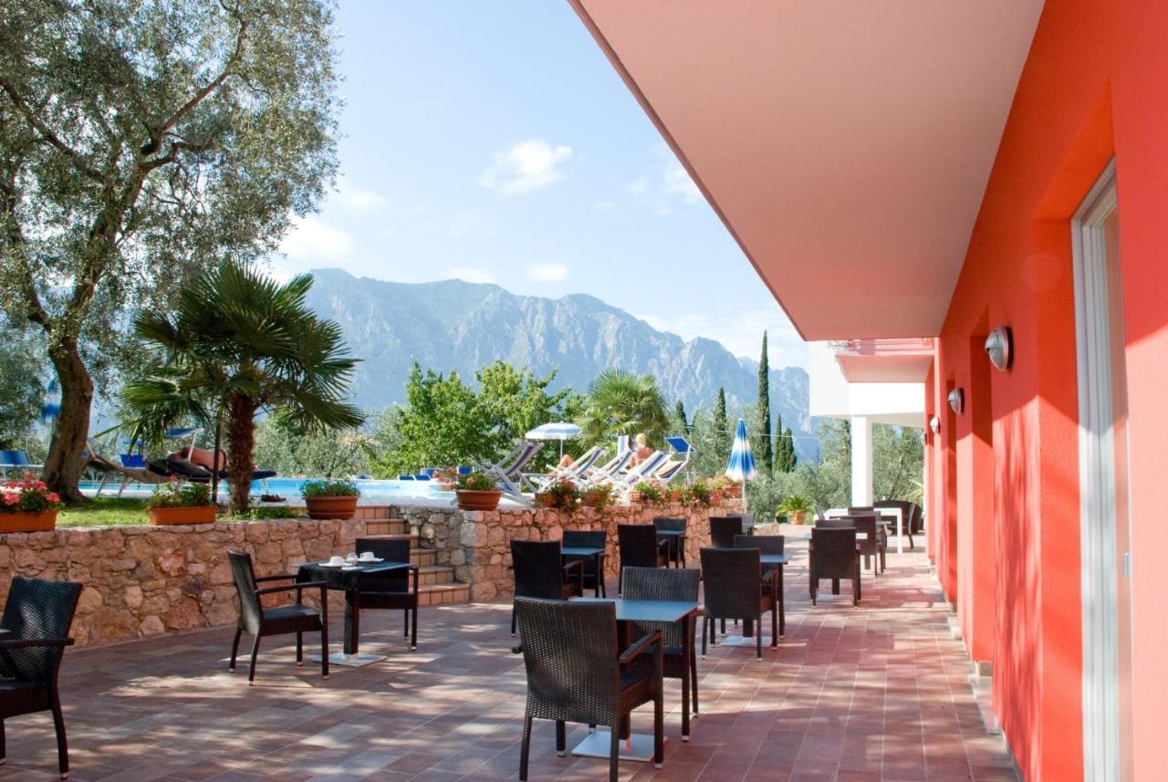Hotel Campagnola Мальчезине Экстерьер фото